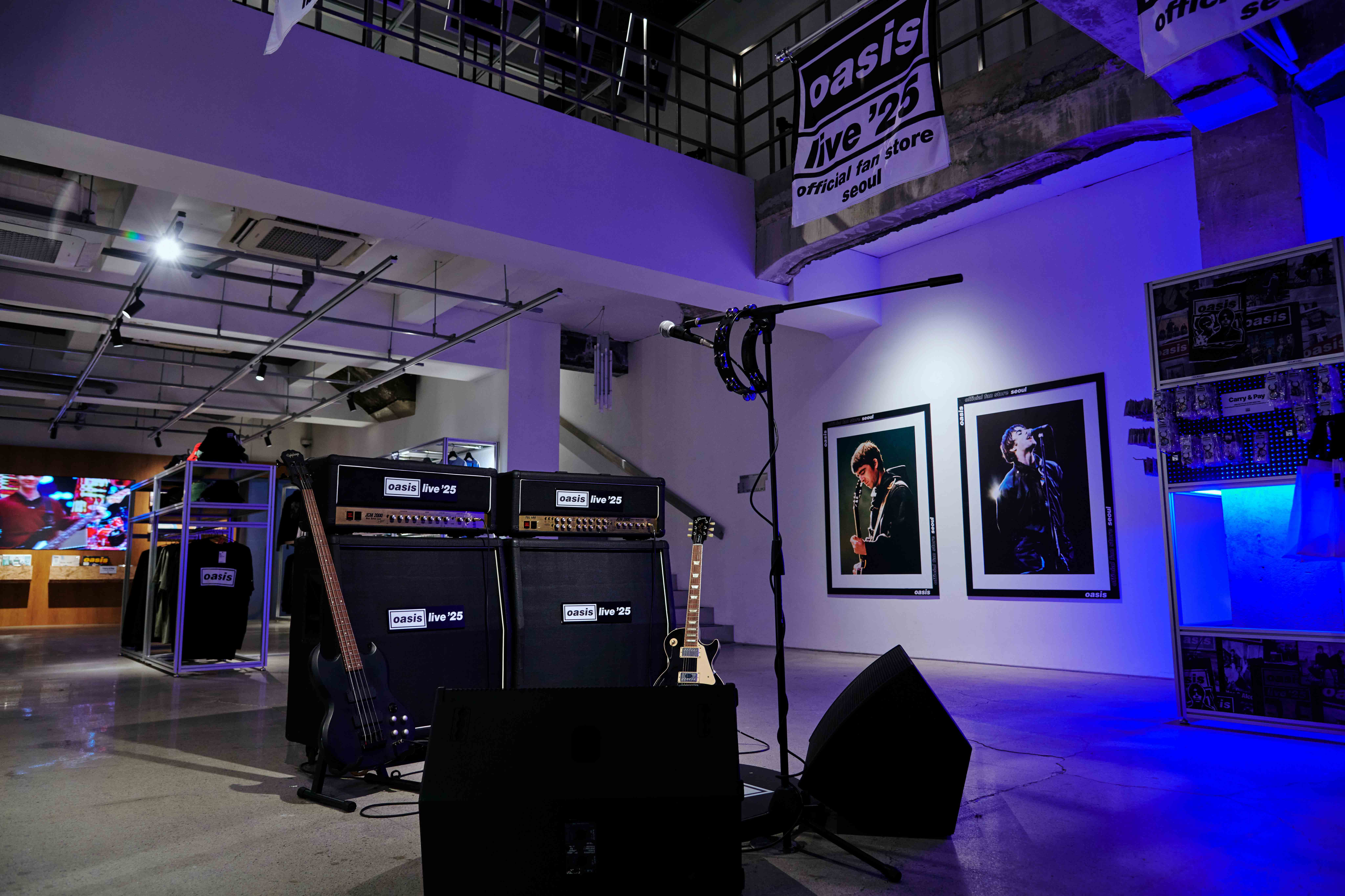 OASIS-LIVE-25-OFFICIAL-FAN-STORE-SEOUL-1 image 4