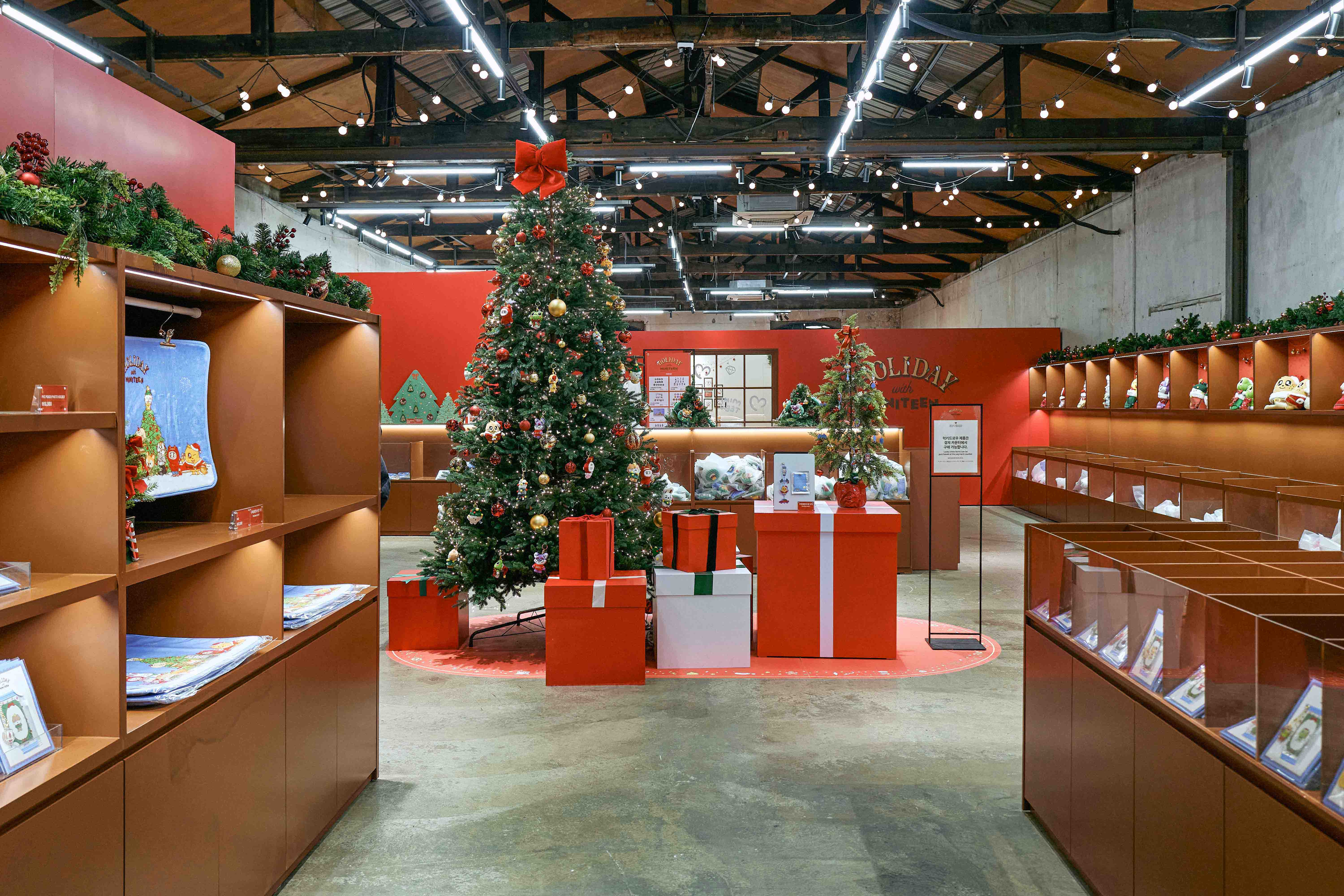 HOLIDAY-WITH-MINITEEN-POP-UP image 8