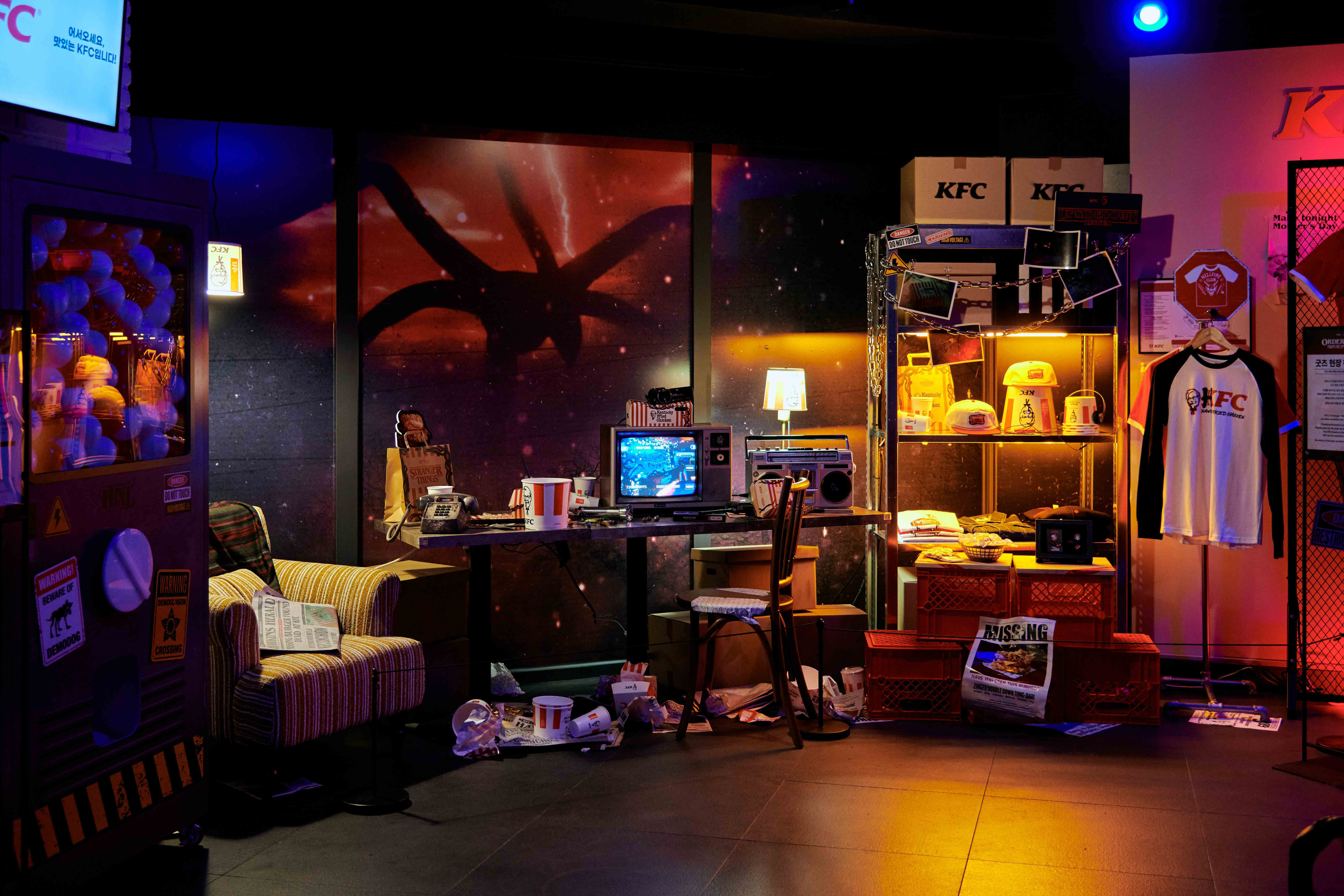 KFC-X-STRANGER-THINGS-5-COLLABO-POPUP-STORE image 2