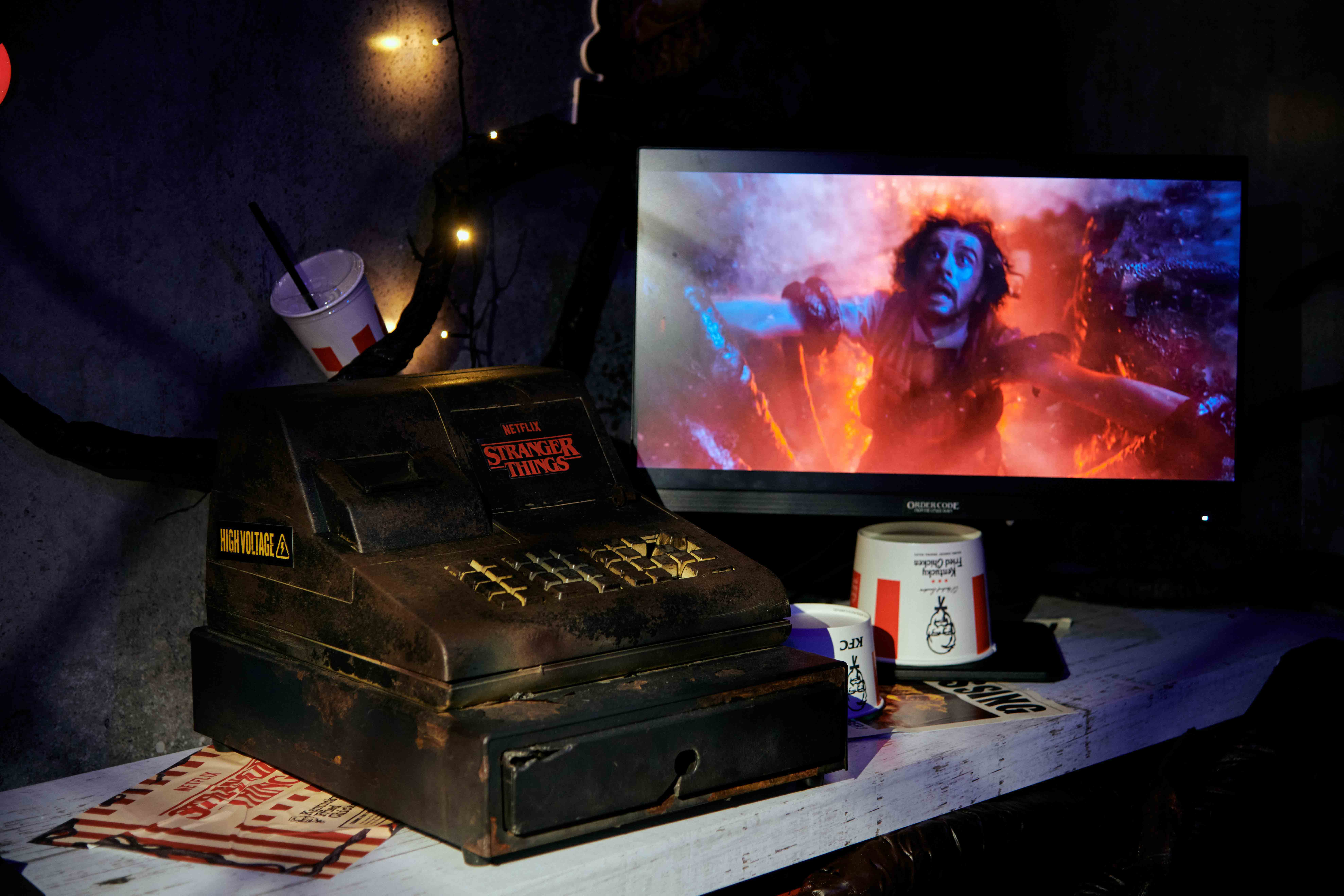 KFC-X-STRANGER-THINGS-5-COLLABO-POPUP-STORE image 7