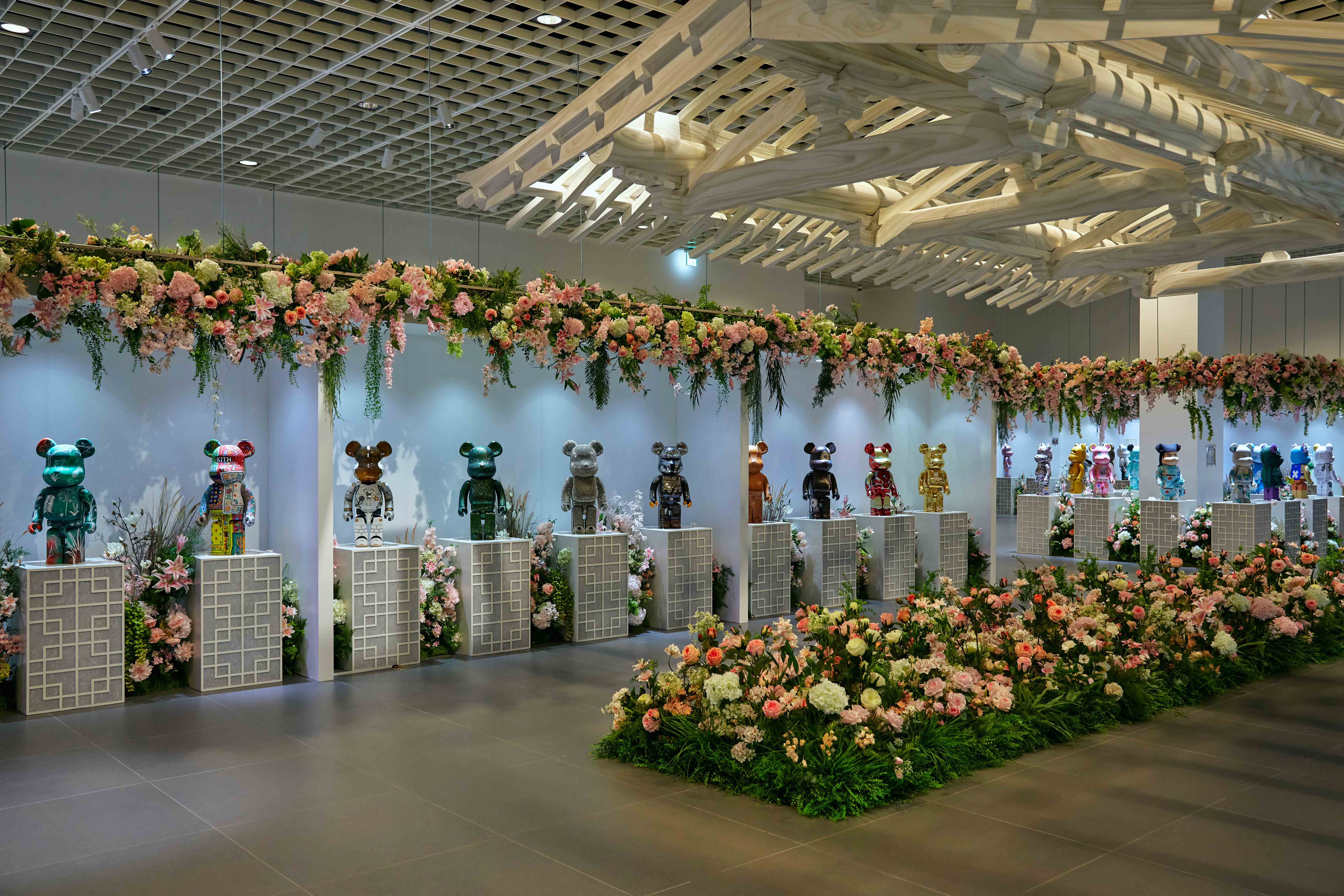 BE-RBRICK-WORLD-WIDE-TOUR-3-SEOUL image 2