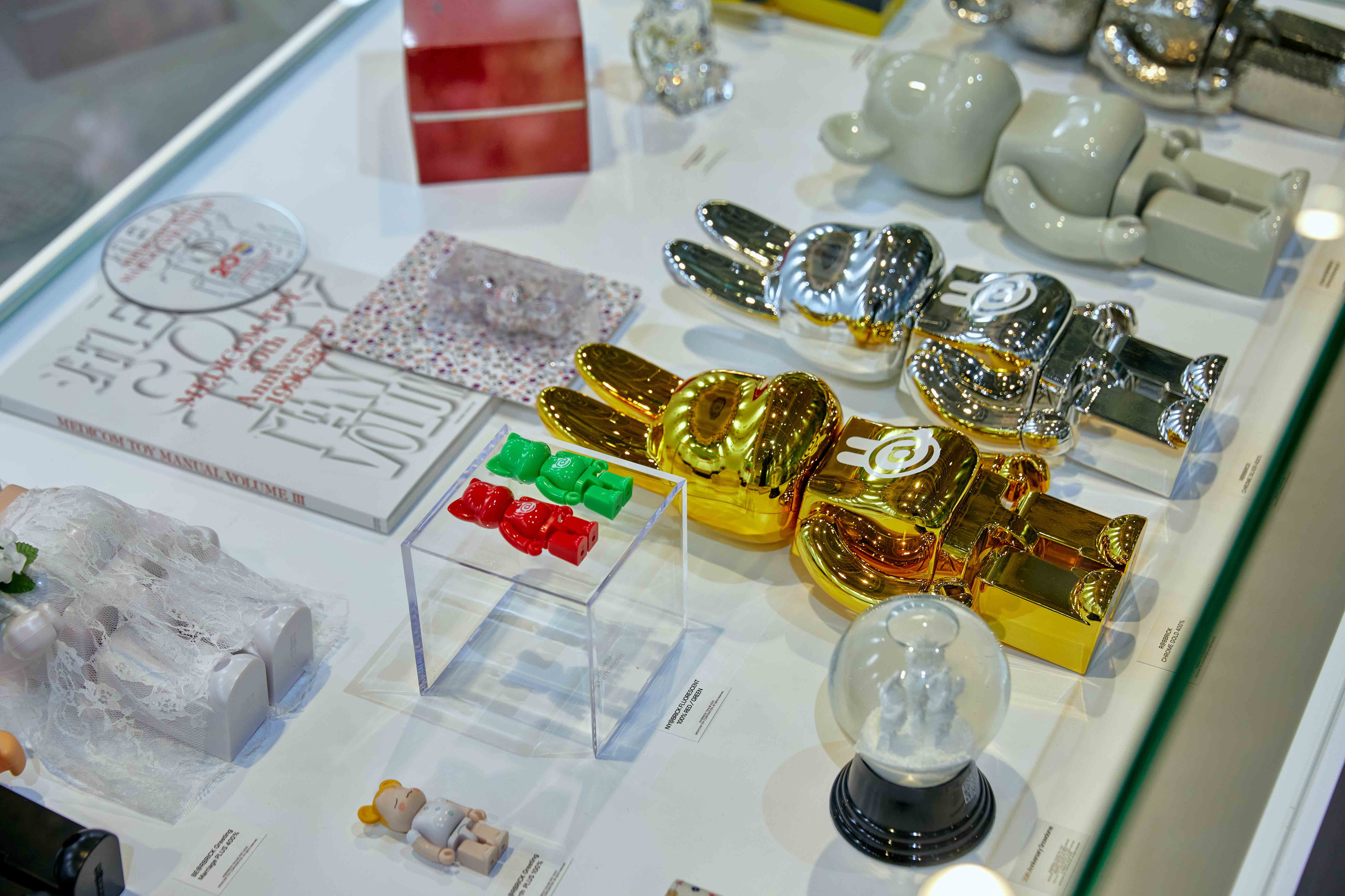 BE-RBRICK-WORLD-WIDE-TOUR-3-SEOUL image 7