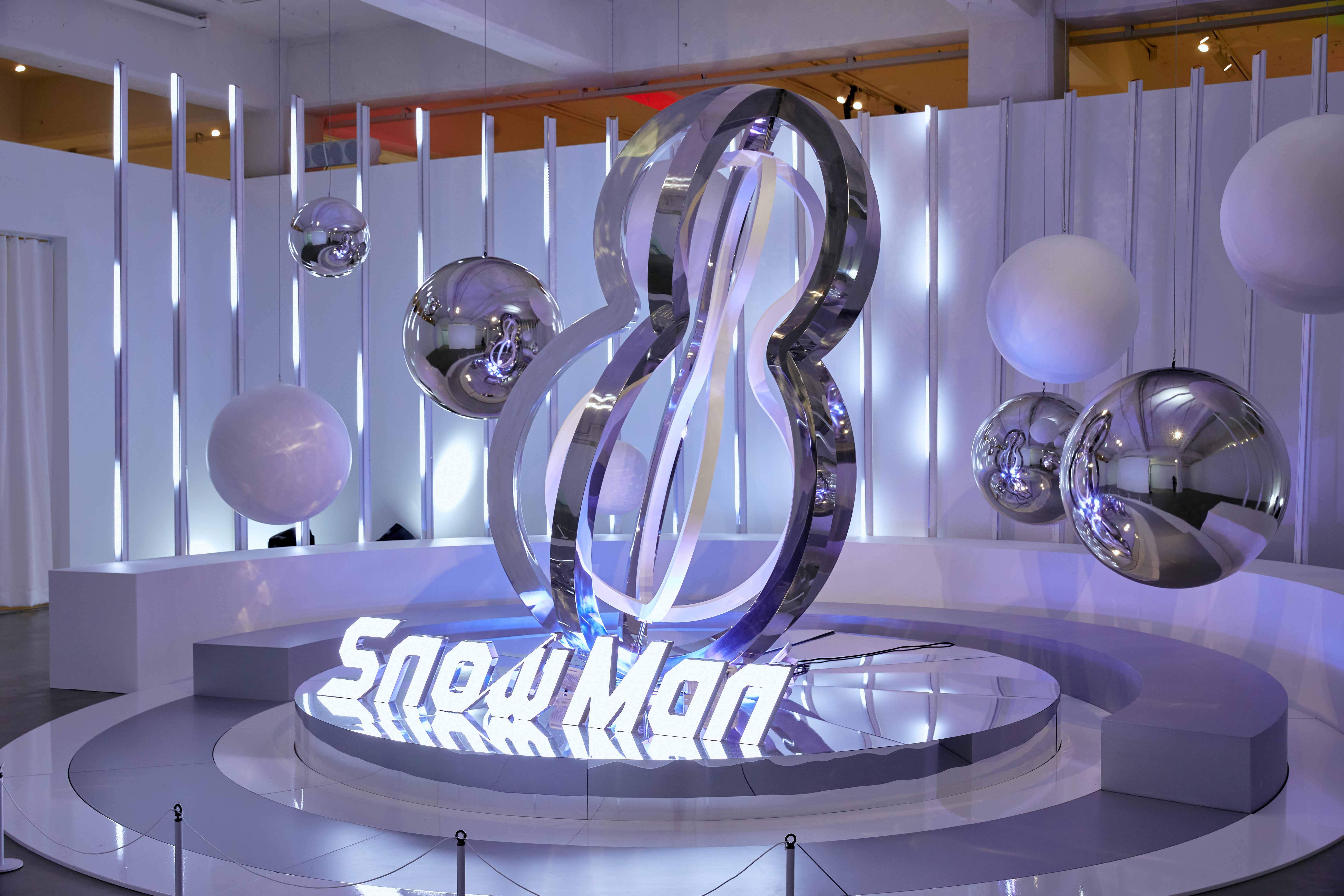 SNOWMAN-1ST-POP-UP-1 image 4