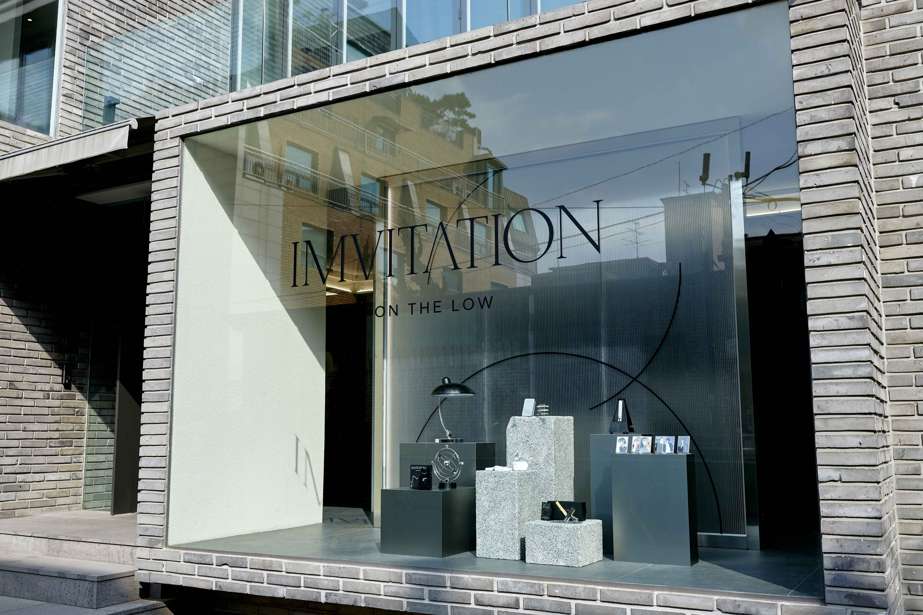 I.M POP-UP STORE ‘IMVITATION - on the low’