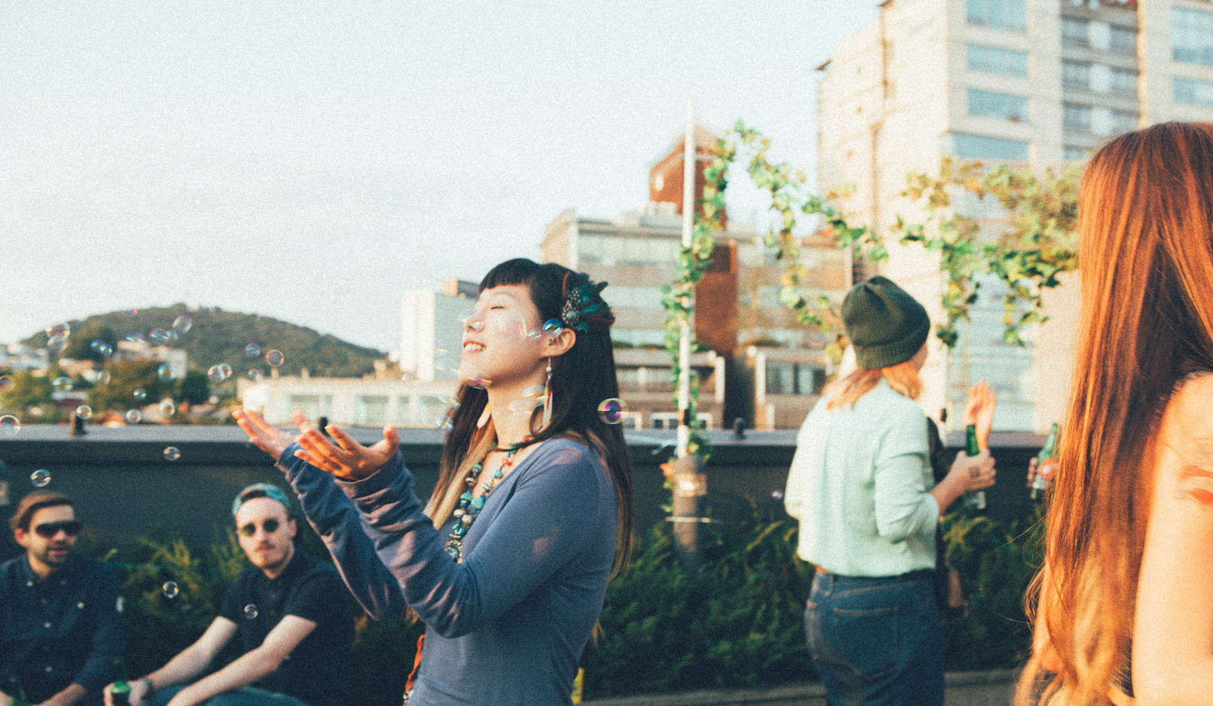 REVUE : HOU’OLI DAY